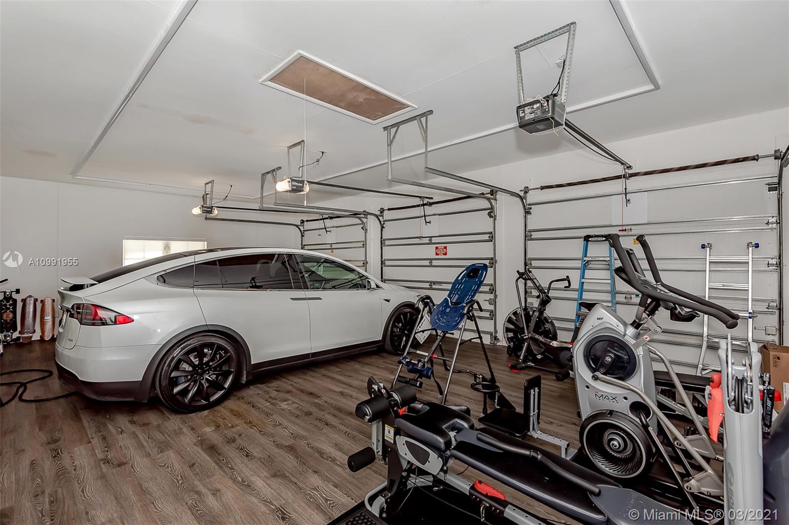 KILLIAN ACRES - Residential