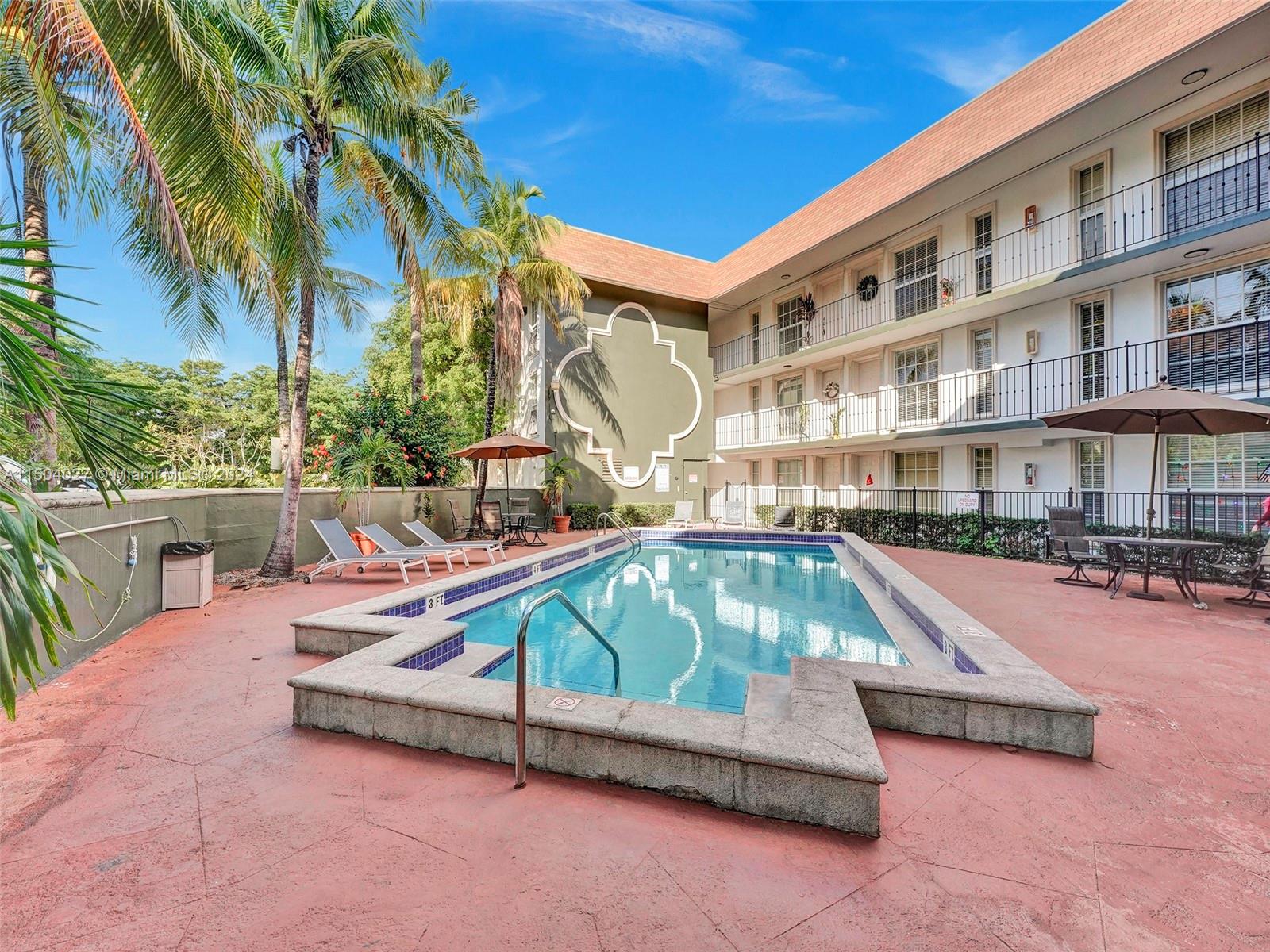 VIRGINIA POINTE CONDO - Residential