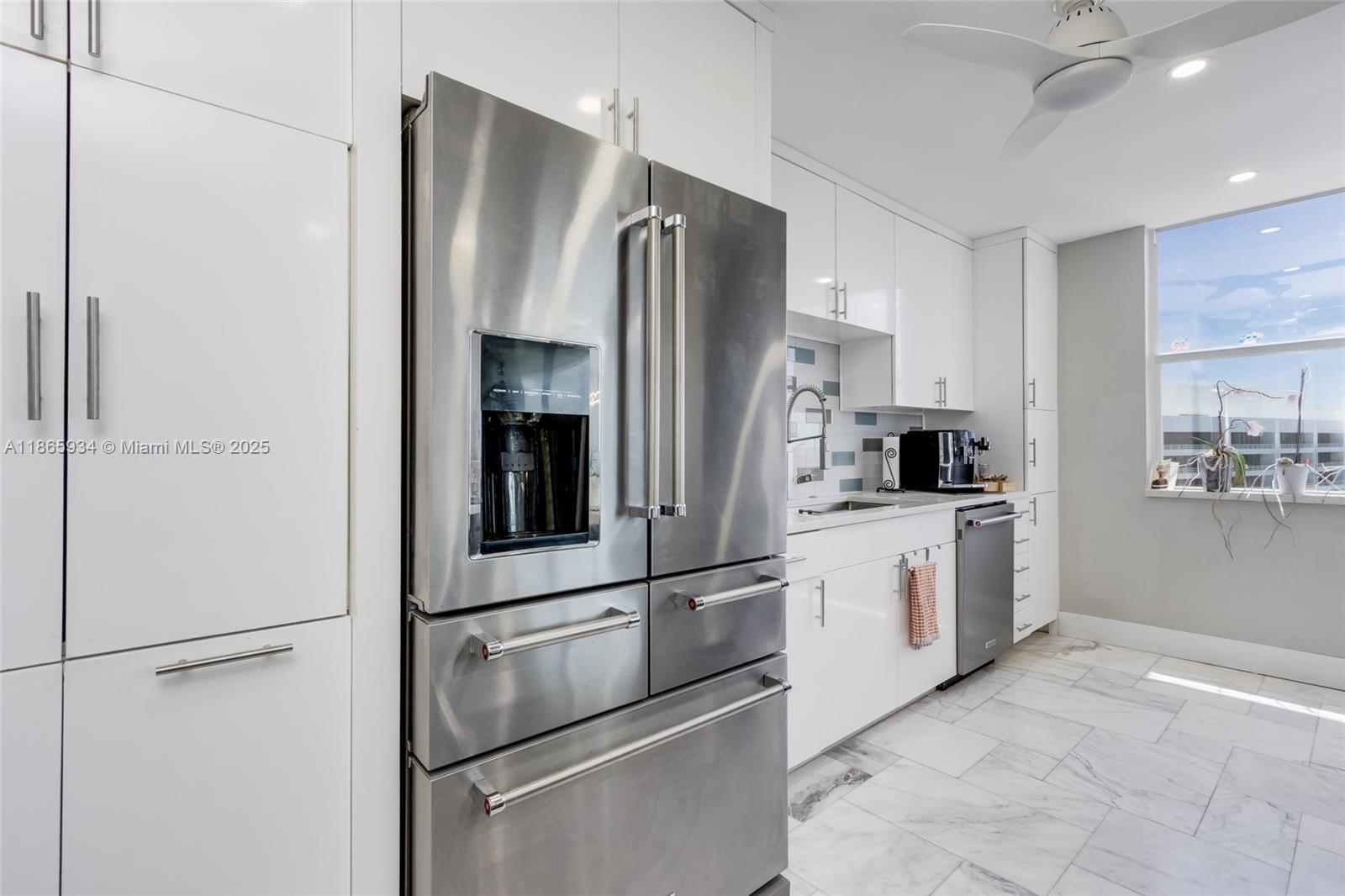 CLOISTER BEACH TOWERS CON - Residential