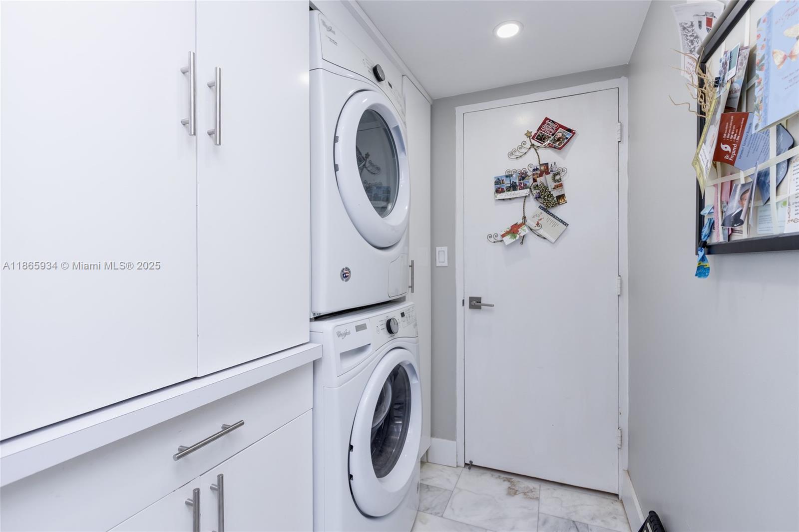 CLOISTER BEACH TOWERS CON - Residential