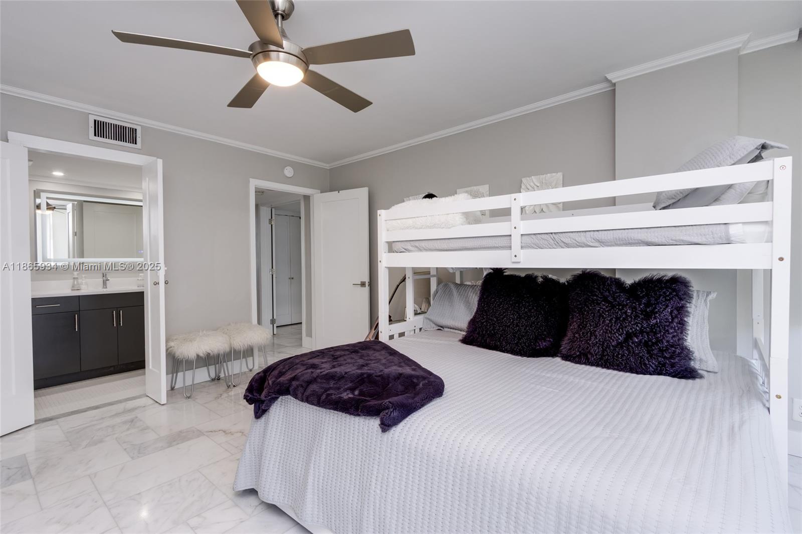 CLOISTER BEACH TOWERS CON - Residential