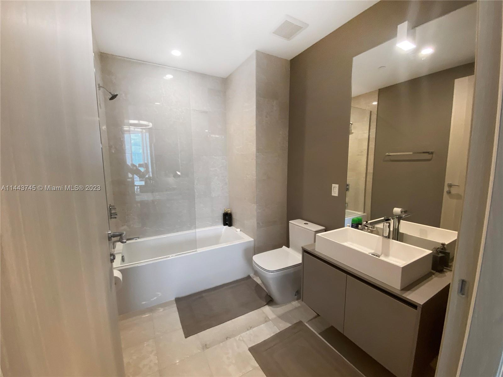 BRICKELL FLATIRON CONDO - Residential