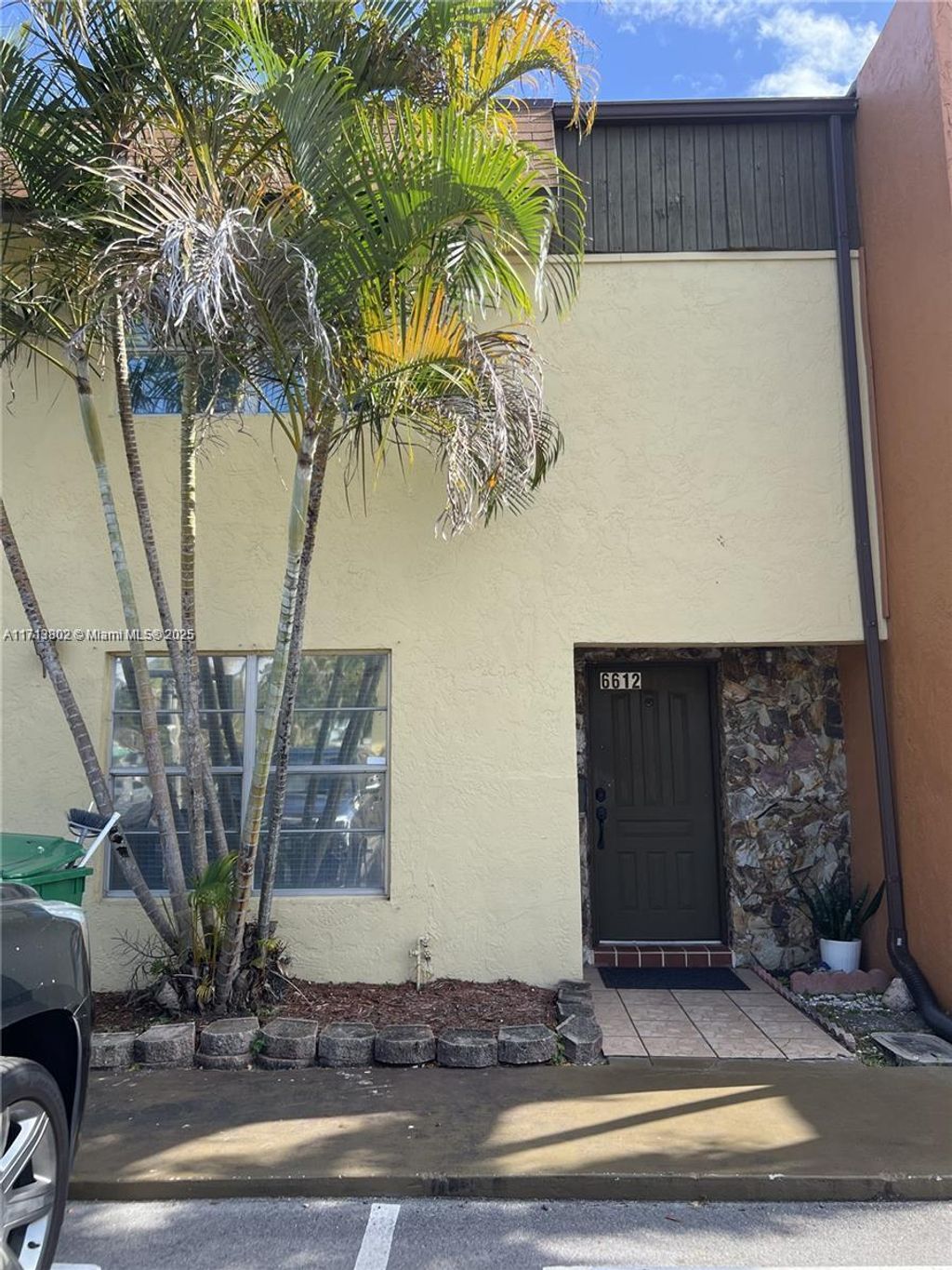 Photo of 6612 SW 41st St #6612, Davie, FL 33314 (MLS # A11713802)