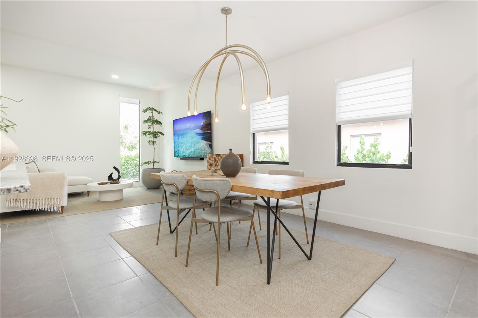 ARCHWOOD AMD PLAT - Residential Lease