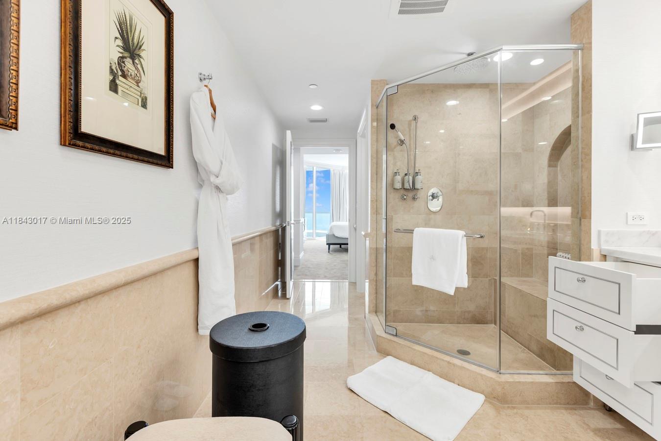 ACQUALINA OCEAN RESIDENCE - Residential