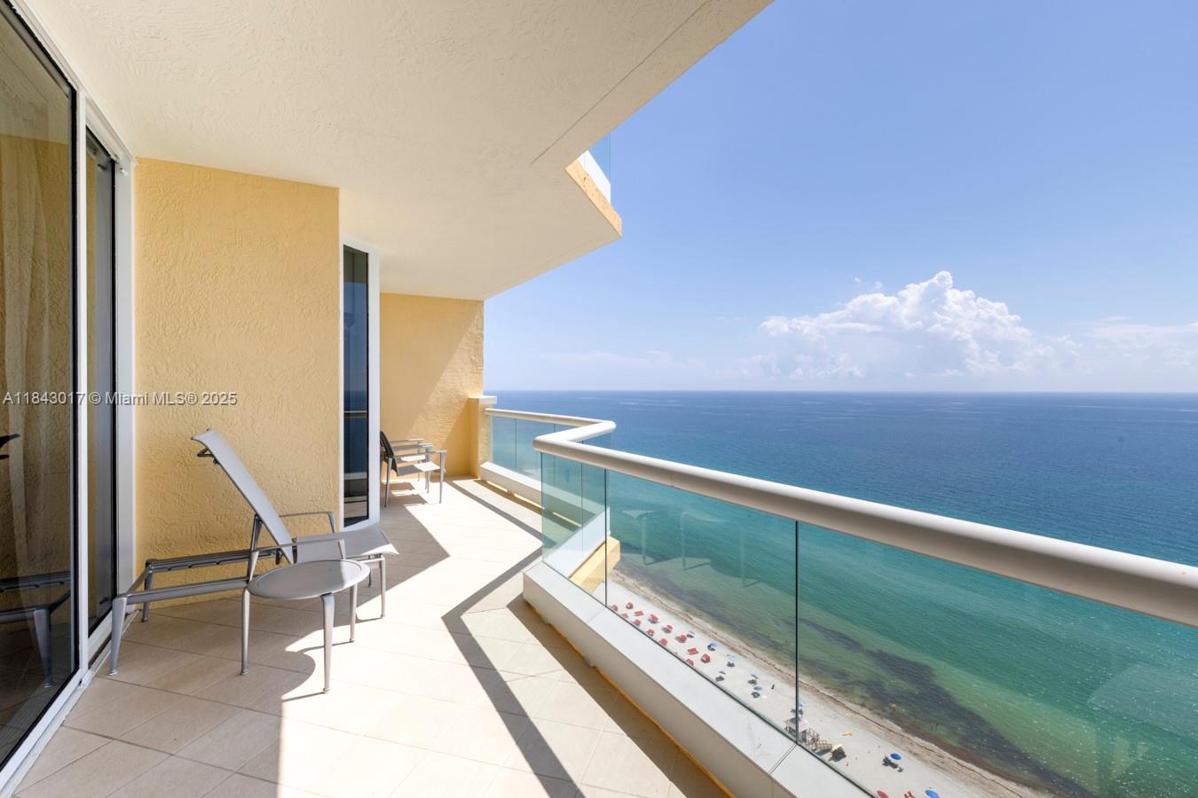 ACQUALINA OCEAN RESIDENCE - Residential