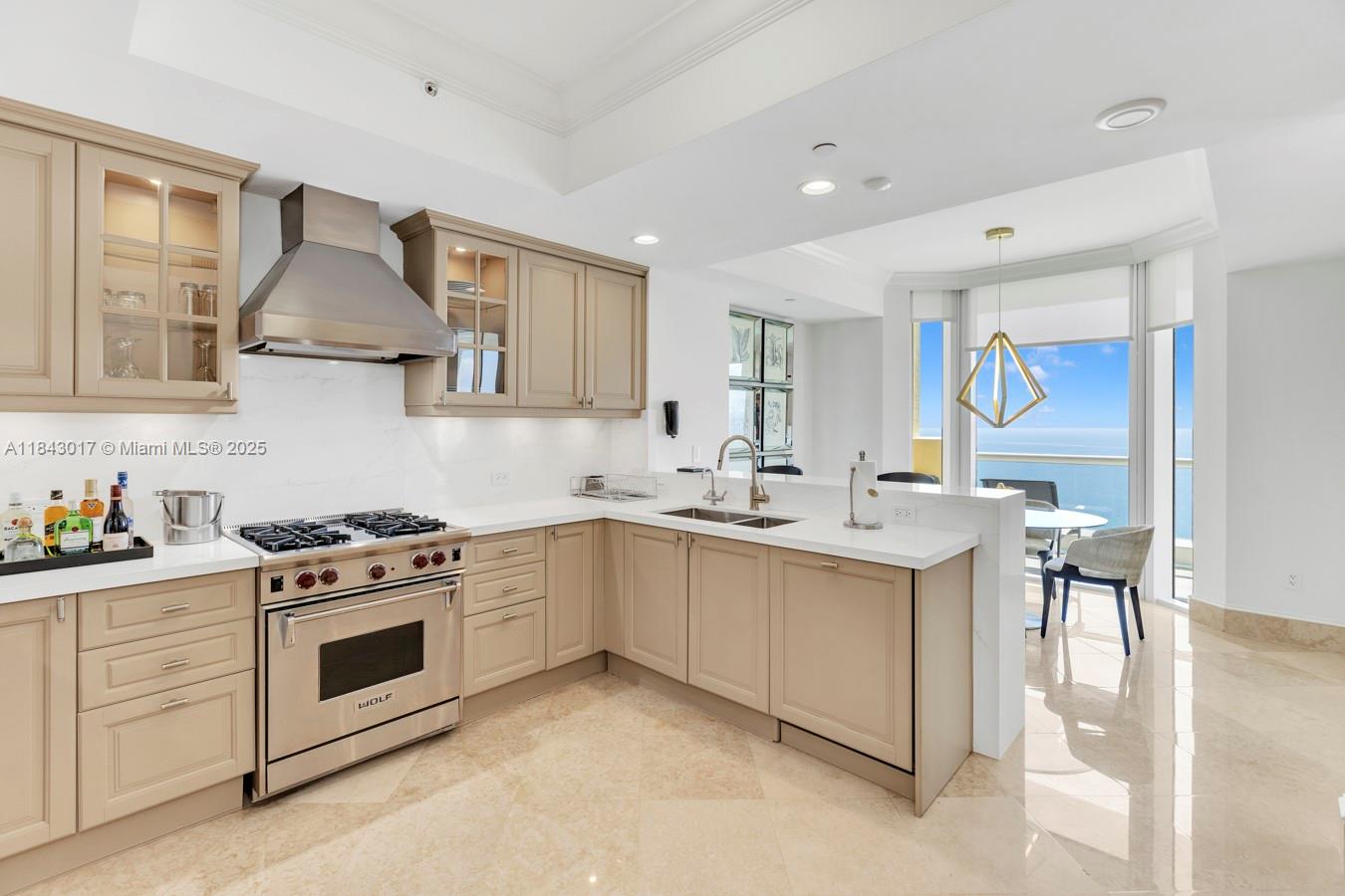 ACQUALINA OCEAN RESIDENCE - Residential