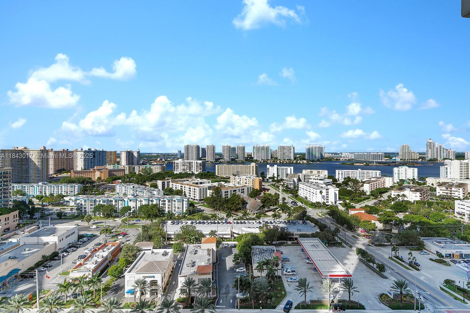 17875 Collins Ave 2703, Sunny Isles Beach, FL, 33160/$3,500,000 4 17875 Collins Ave 2703