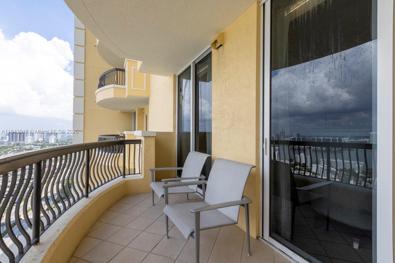 ACQUALINA OCEAN RESIDENCE - Residential