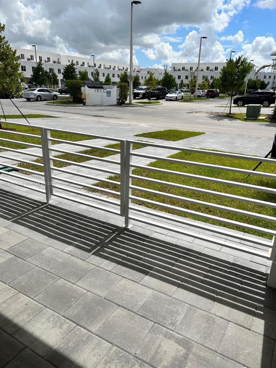 LANDMARK AT DORAL - Residential Lease