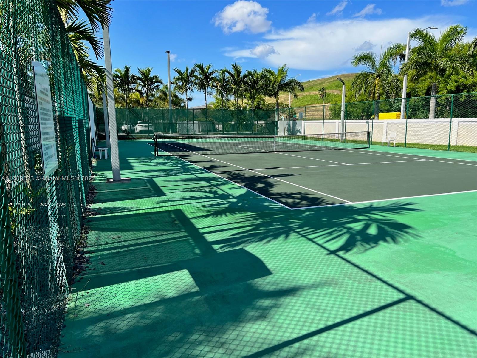 LANDMARK AT DORAL - Residential Lease