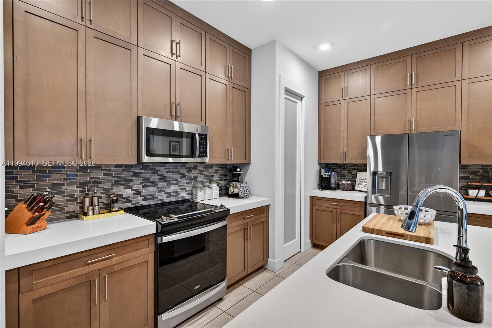 SUNSET VISTA - Residential