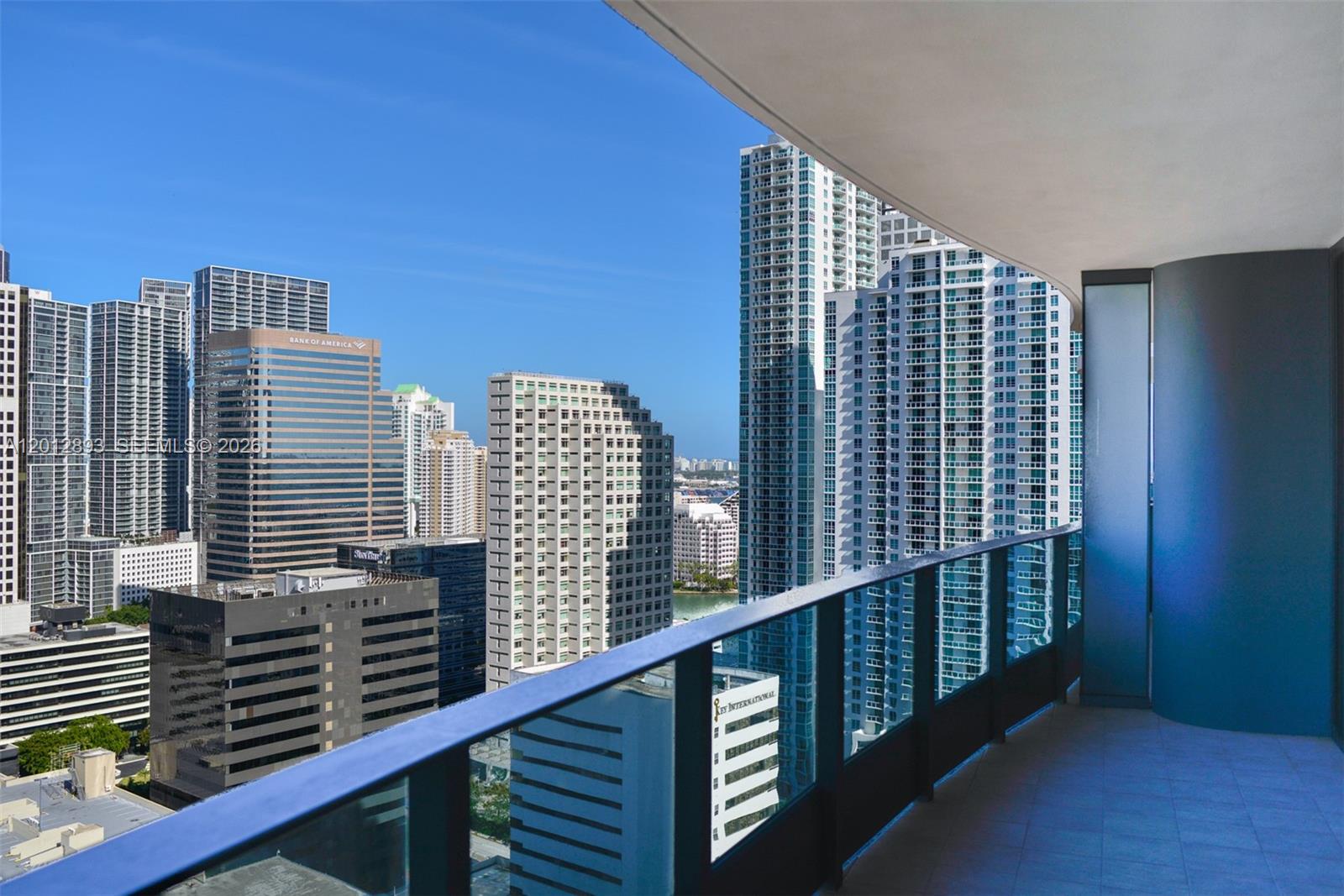 1000 Brickell Plz 3014