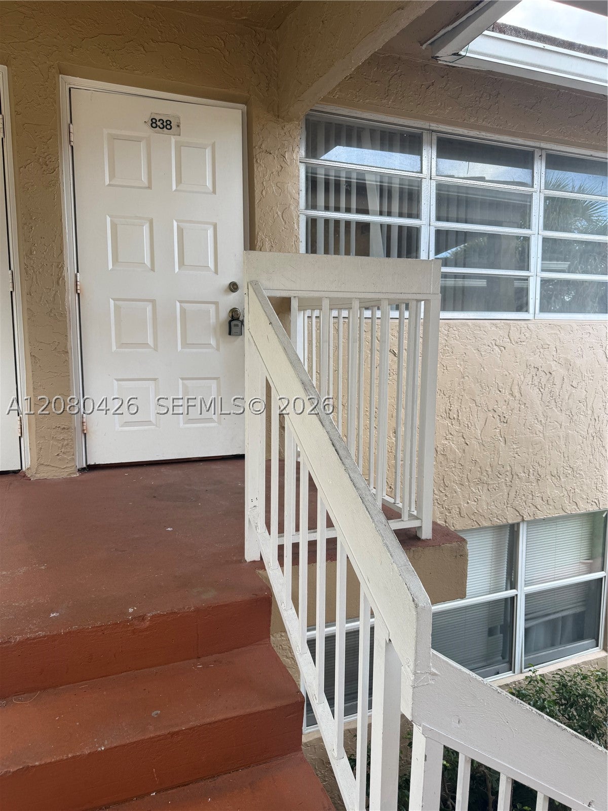 838 Twin Lakes Dr 19E, Coral Springs FL 33071