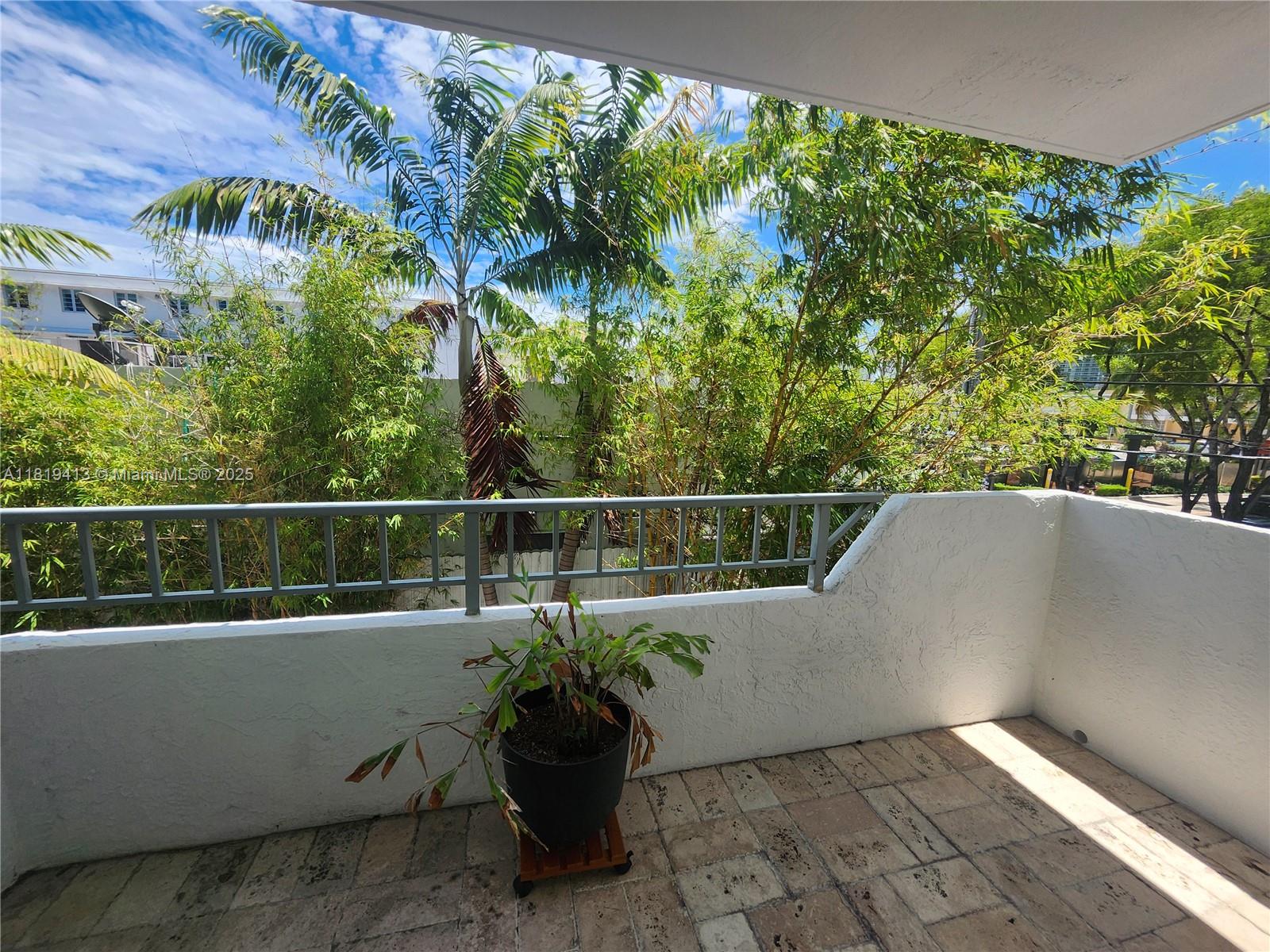 LINCOLN PLACE RESIDENCES - Residential Lease