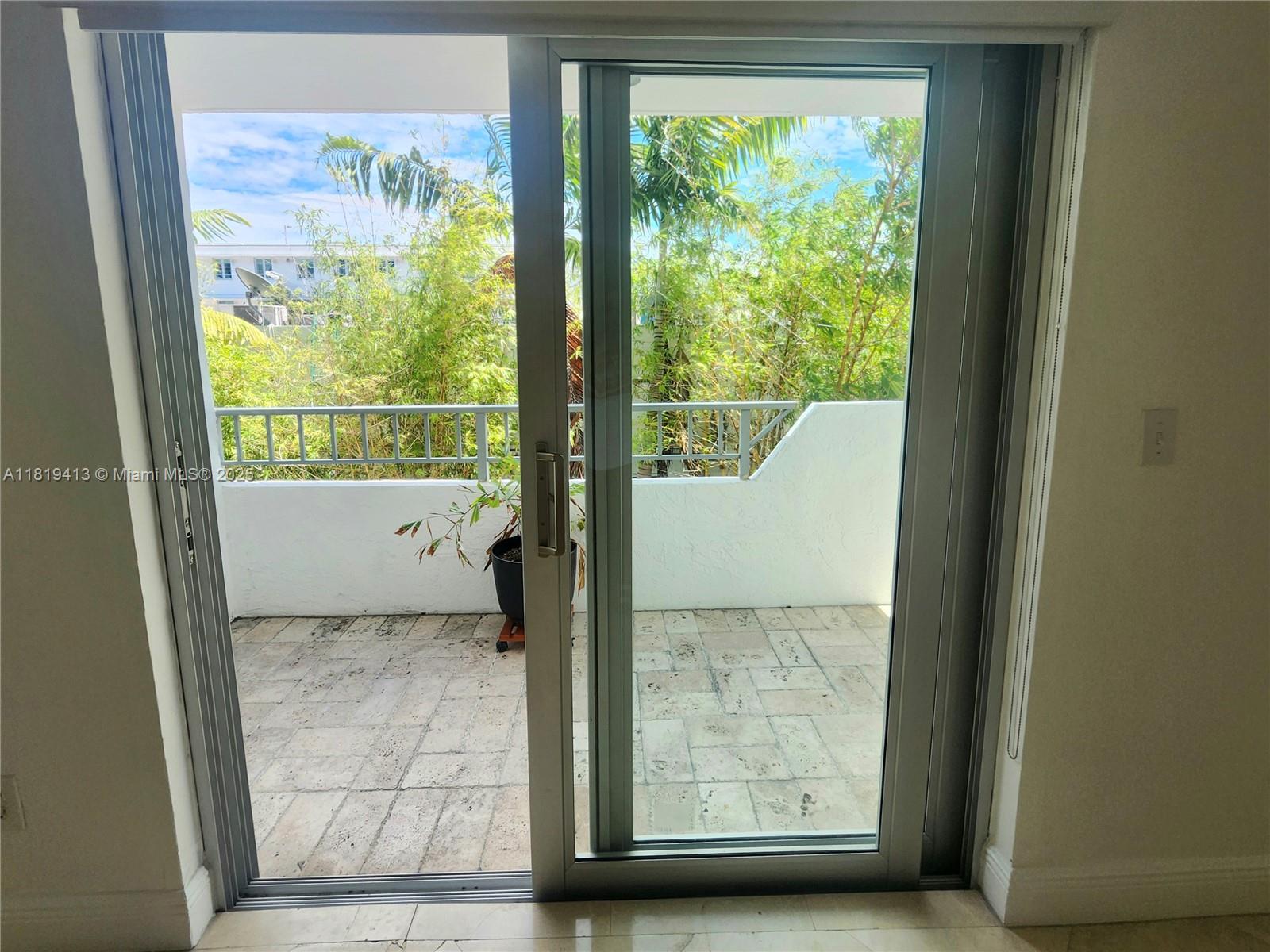 LINCOLN PLACE RESIDENCES - Residential Lease