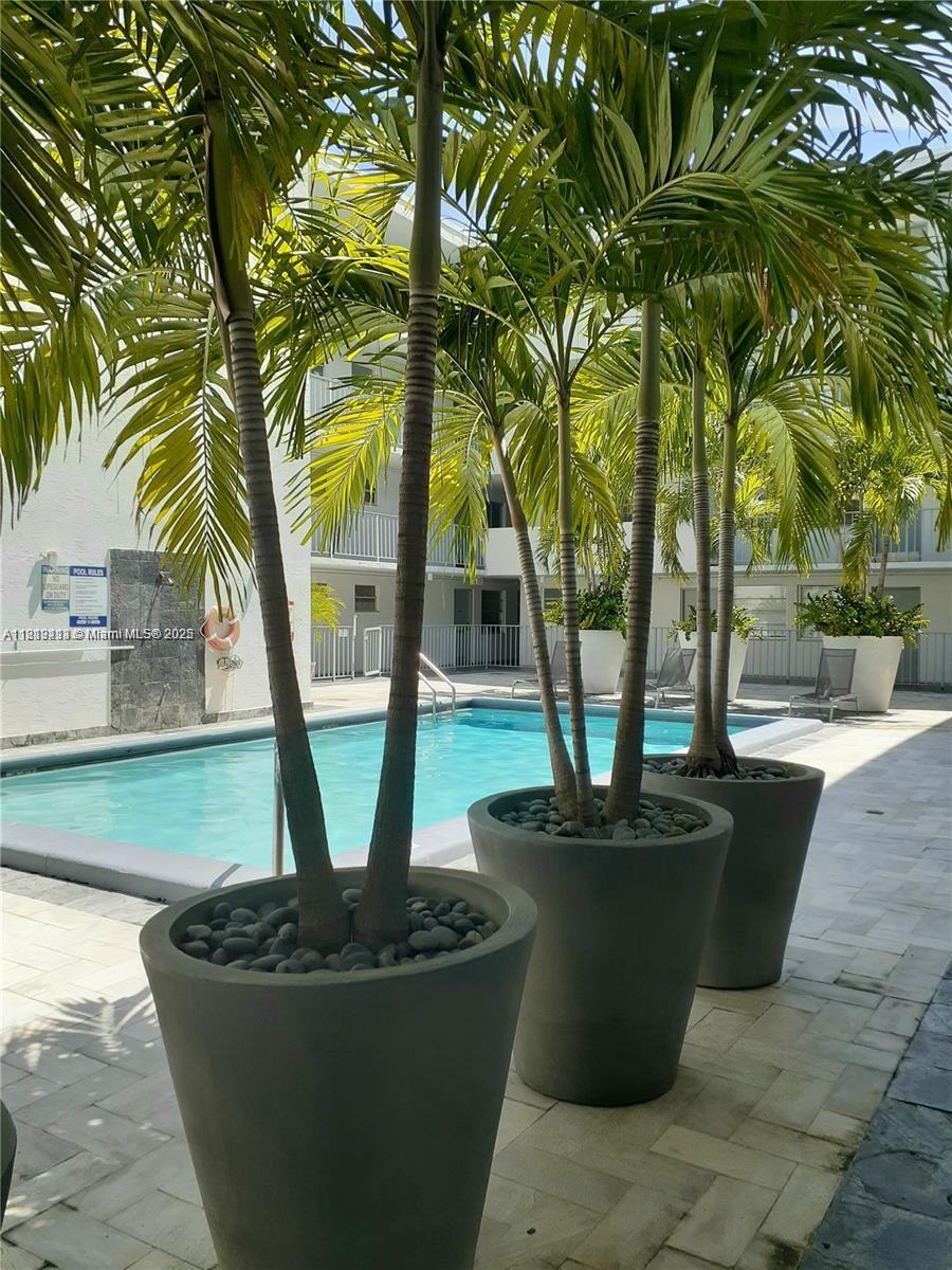 LINCOLN PLACE RESIDENCES - Residential Lease