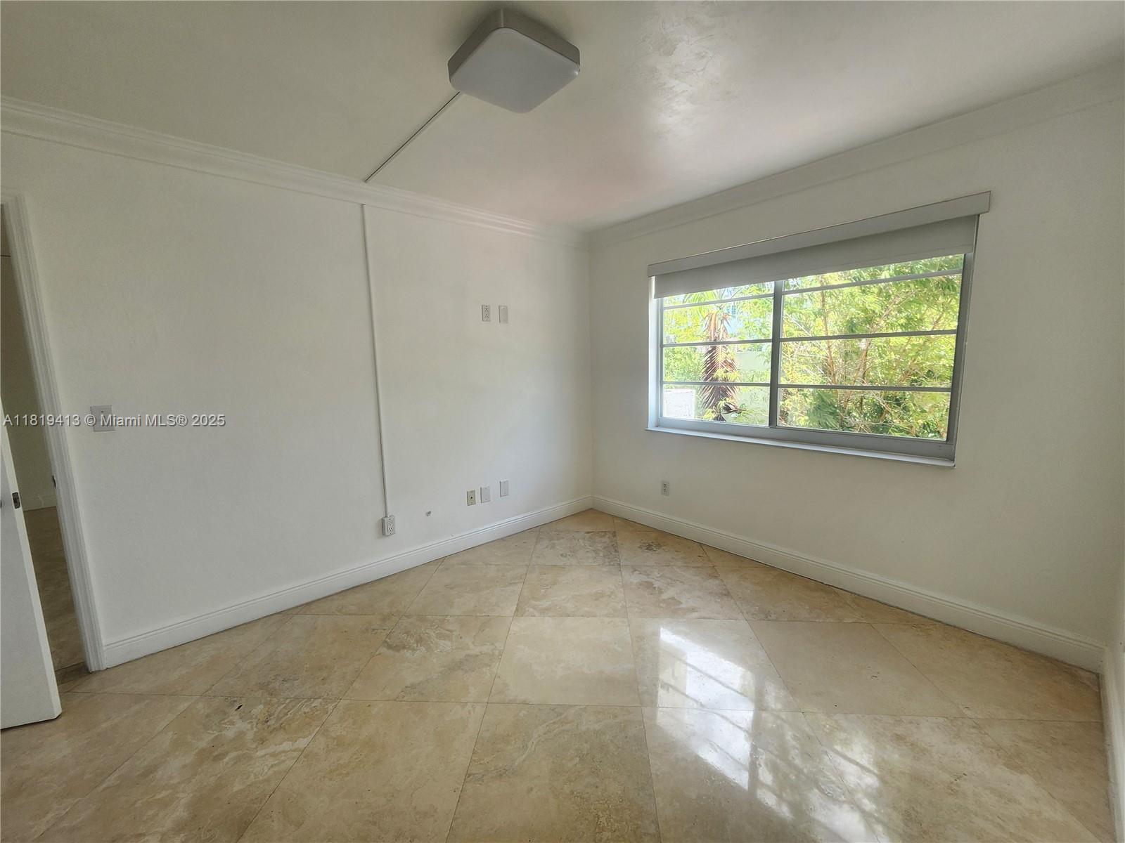 LINCOLN PLACE RESIDENCES - Residential Lease