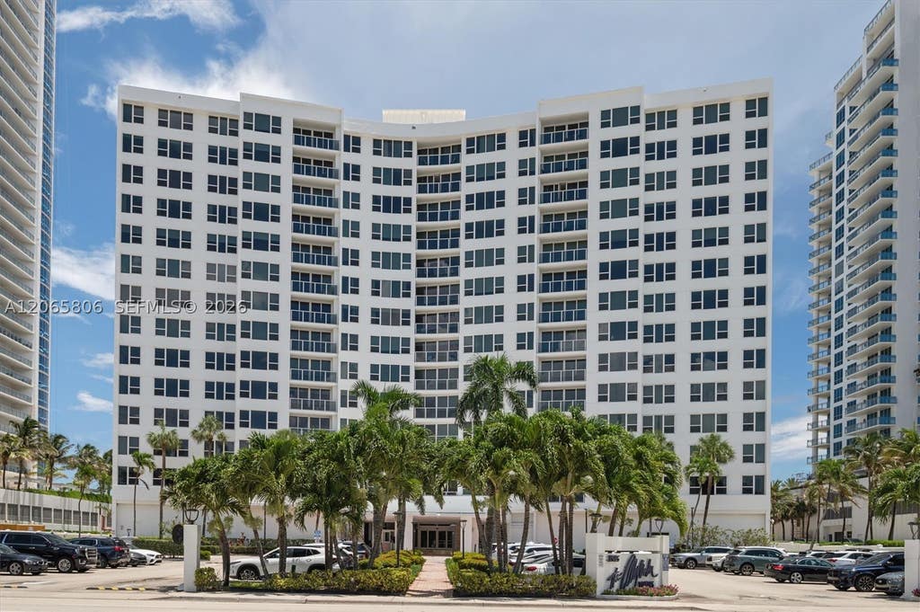 Photo of 3505 S Ocean Dr #1208, Hollywood, FL 33019 (MLS # A12065806)