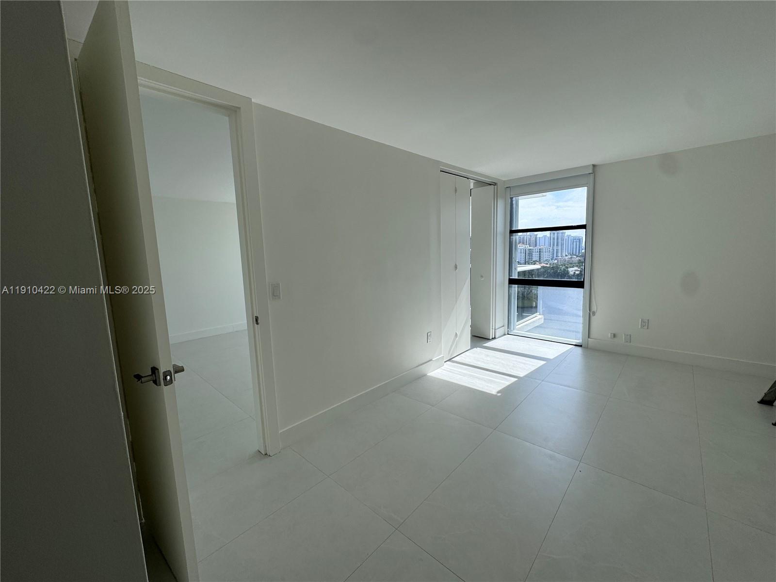 AVENTURA ELDORADO CONDO - Residential Lease