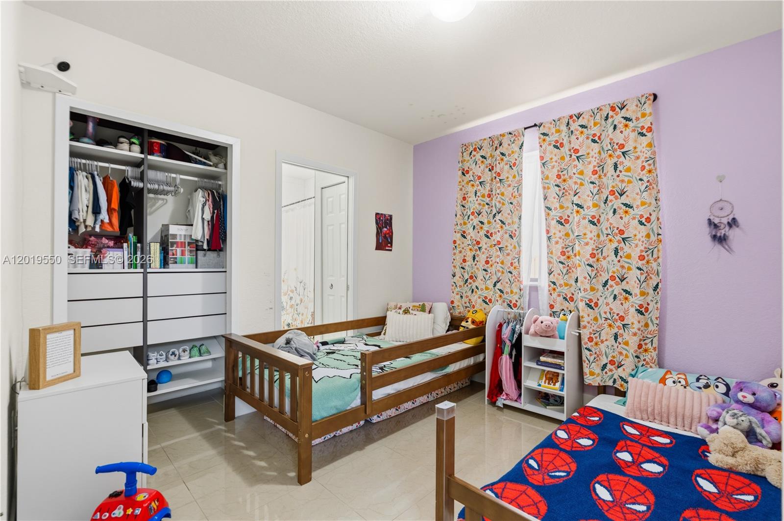 C B PALMS - Residential
