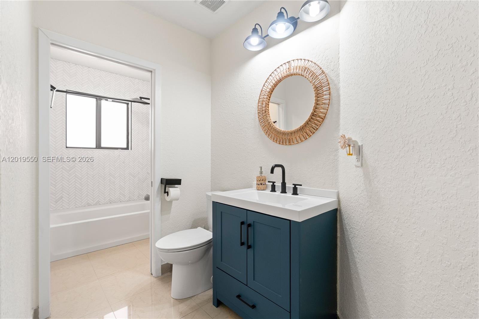 C B PALMS - Residential
