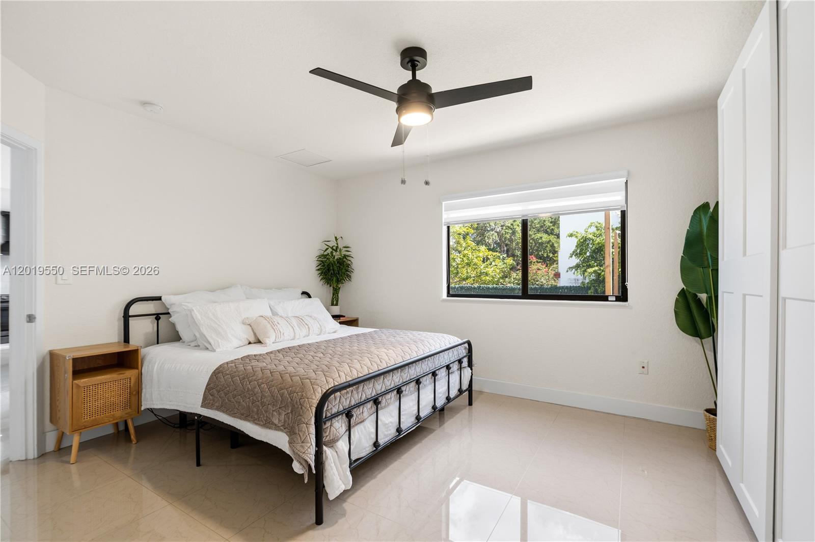 C B PALMS - Residential