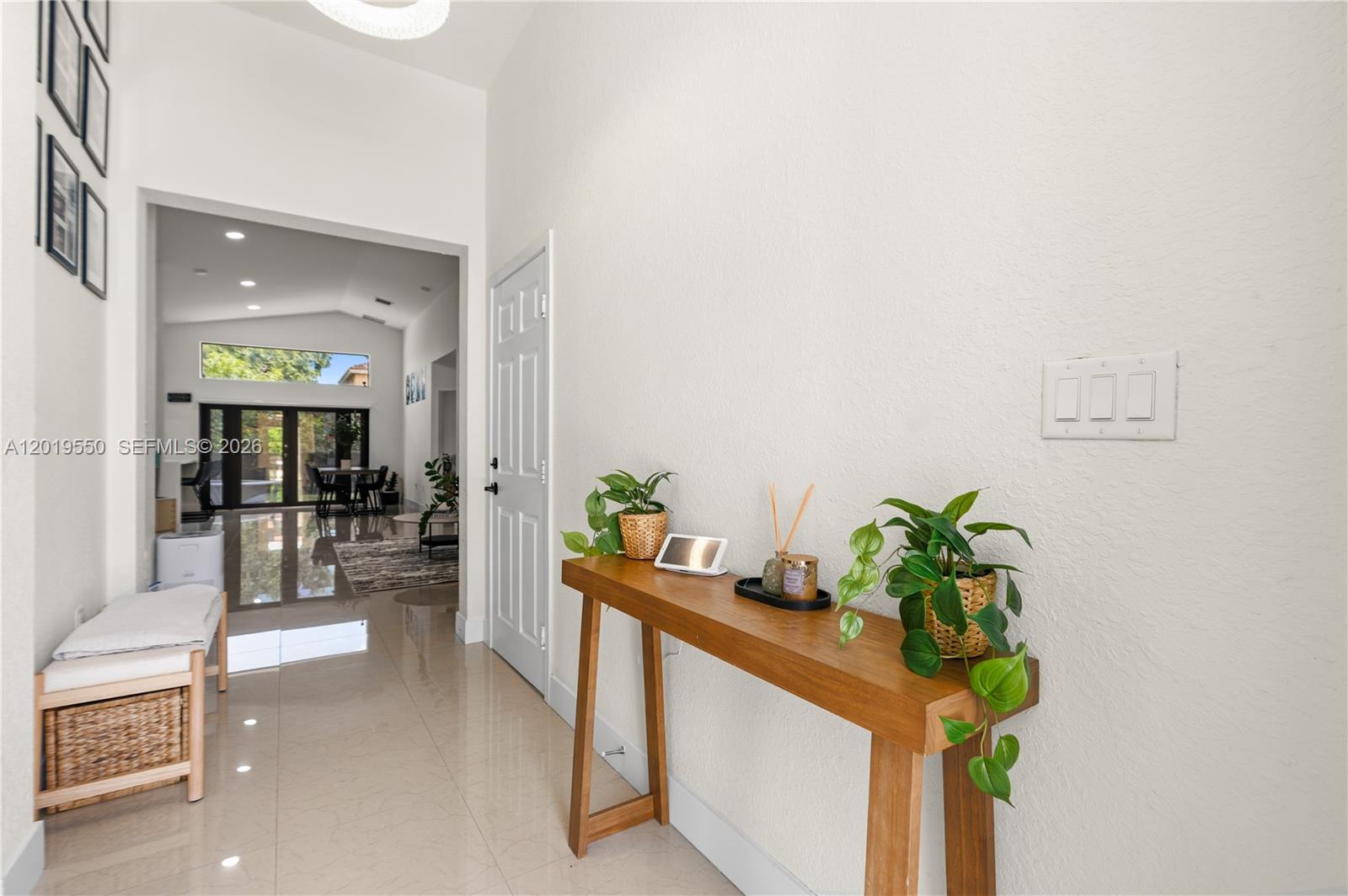 C B PALMS - Residential