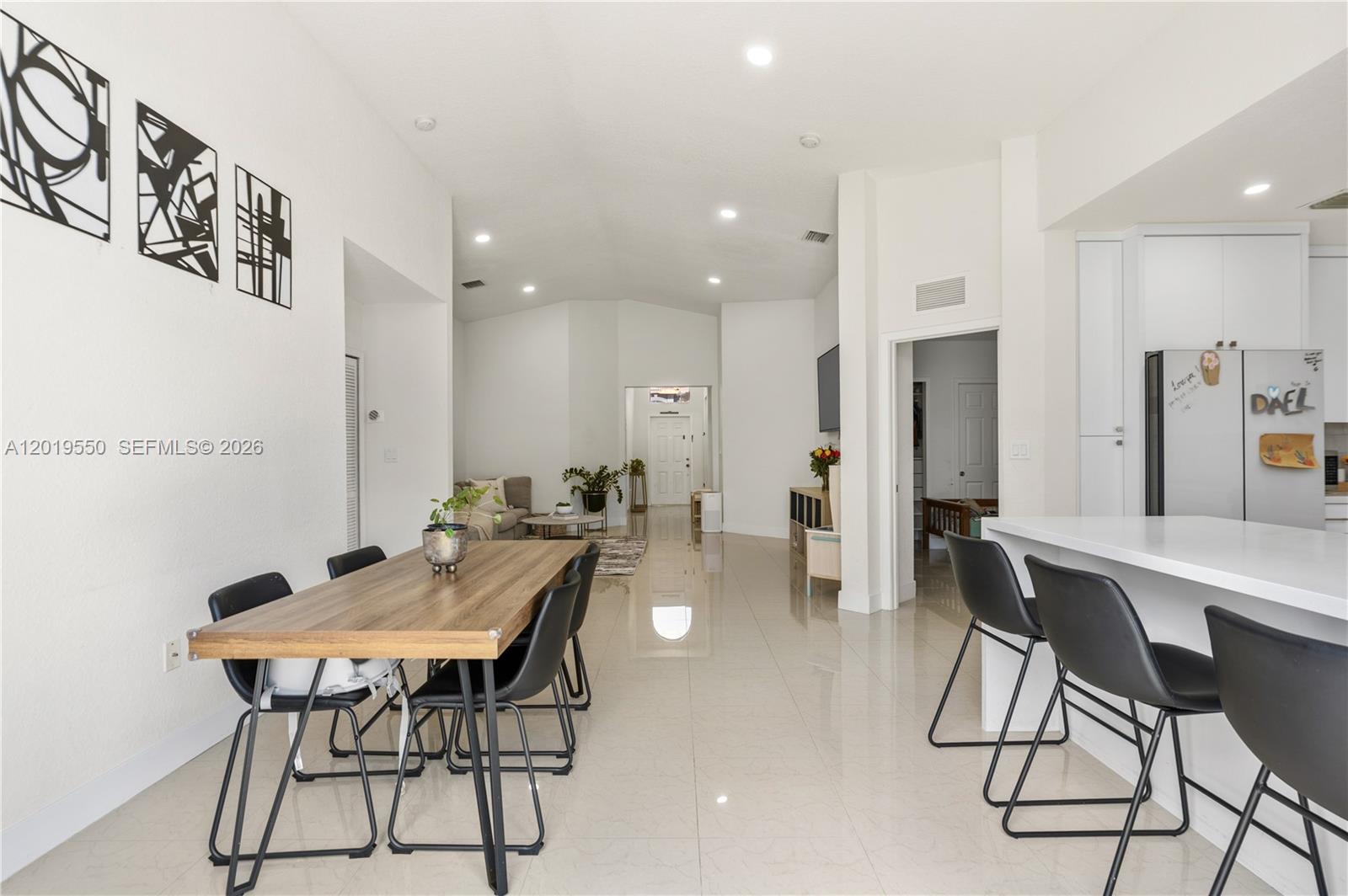 C B PALMS - Residential