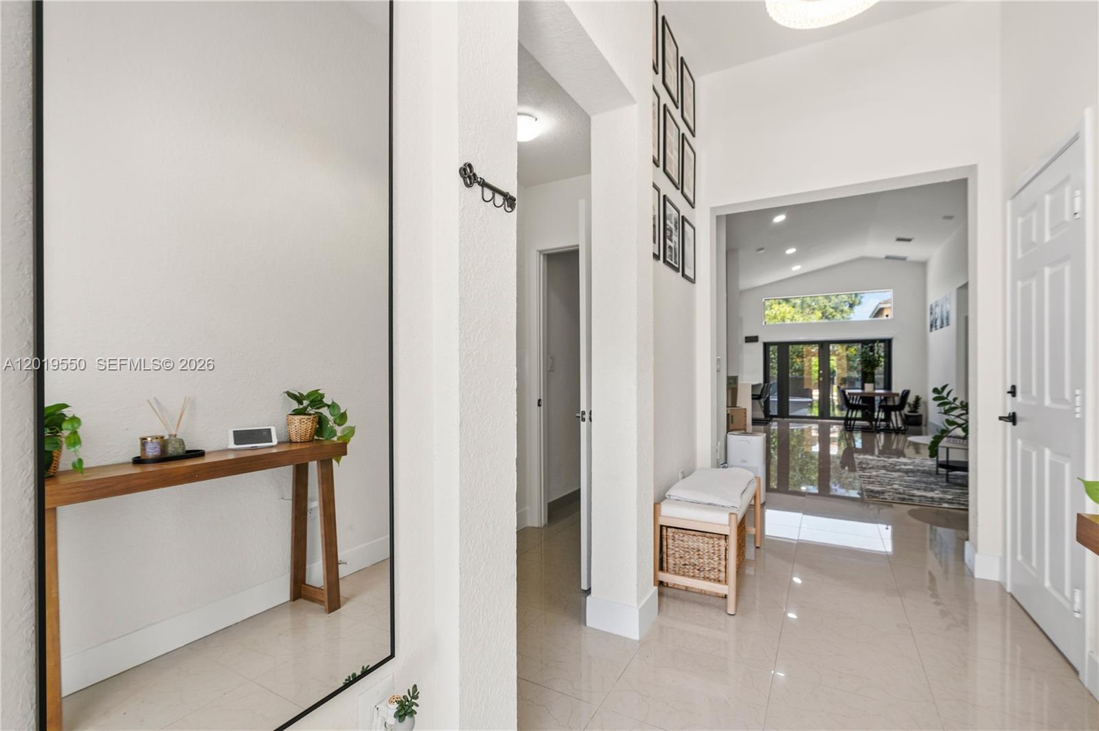 C B PALMS - Residential