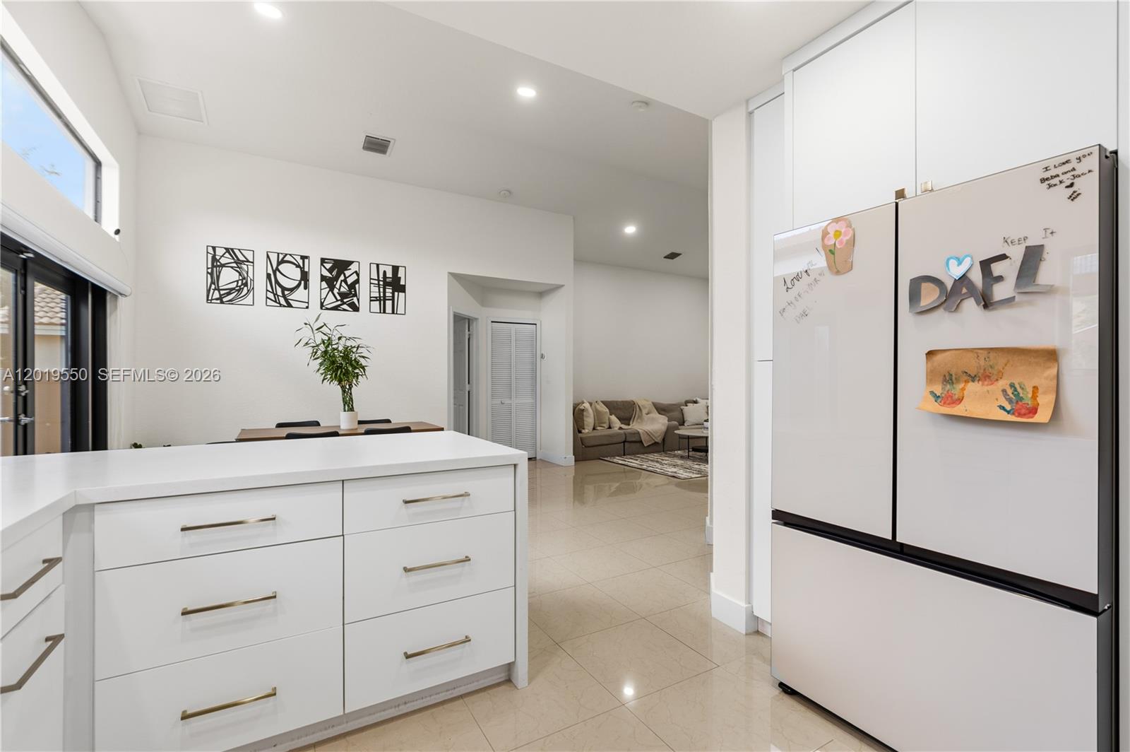 C B PALMS - Residential