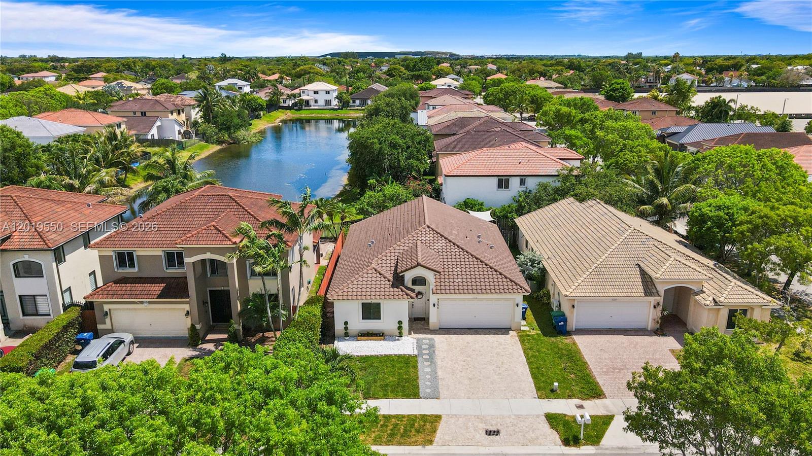 C B PALMS - Residential