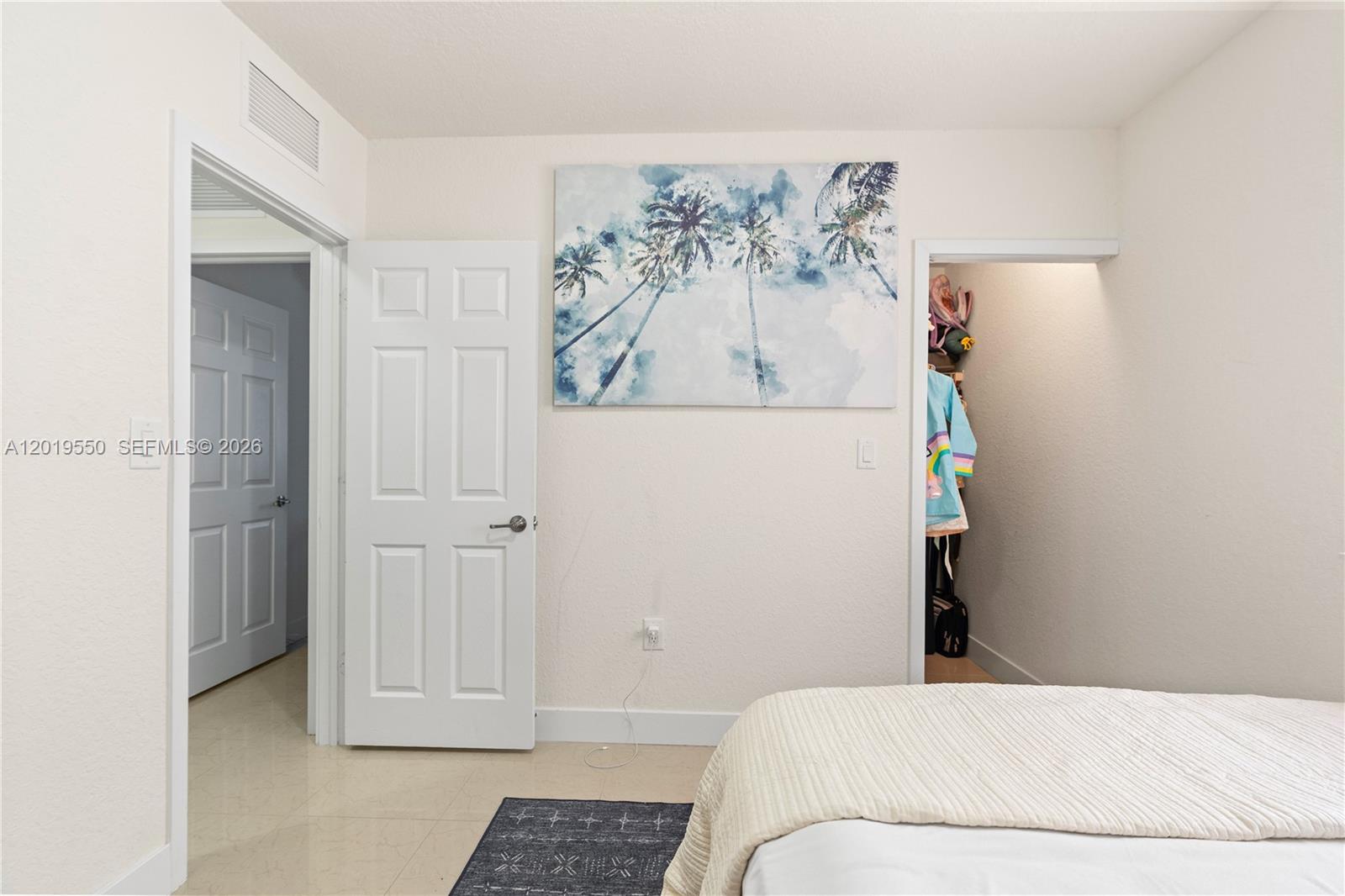 C B PALMS - Residential