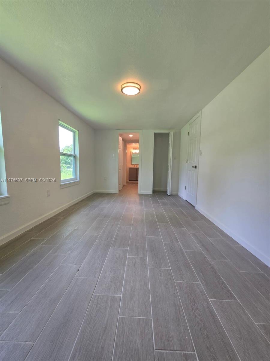 4438 E Riverside Drive