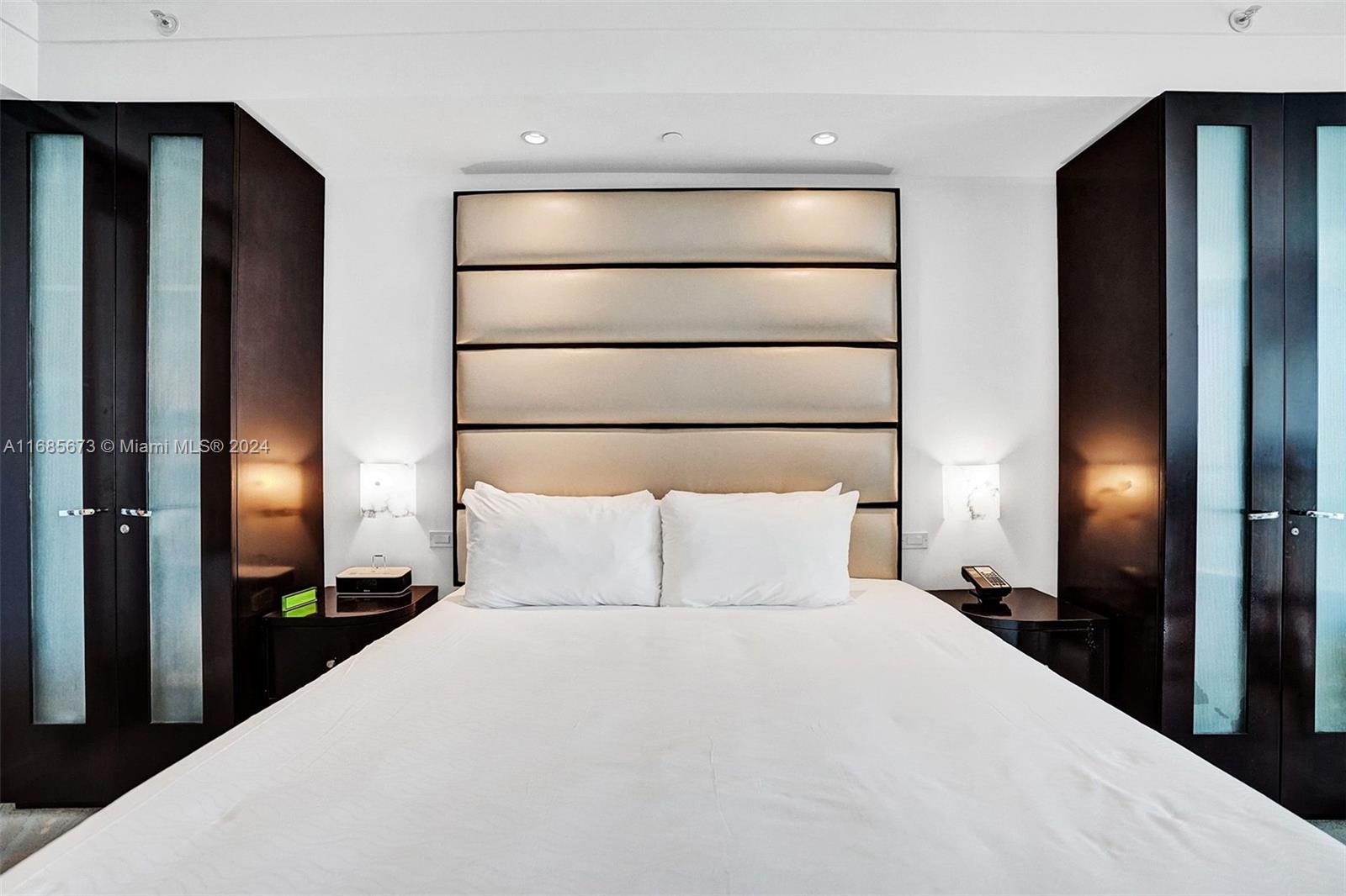 FONTAINEBLEAU III - Residential