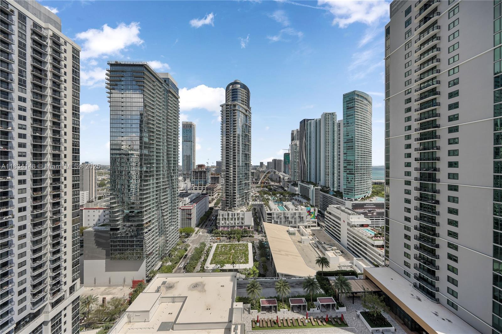 DOWNTOWN - Residential