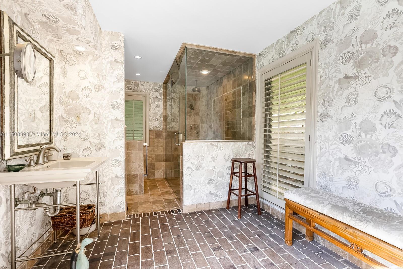 BRUNO ESTATES - Residential