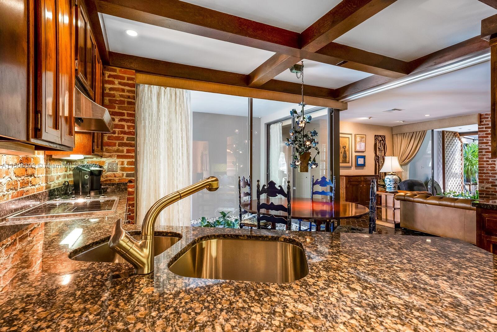 BRUNO ESTATES - Residential