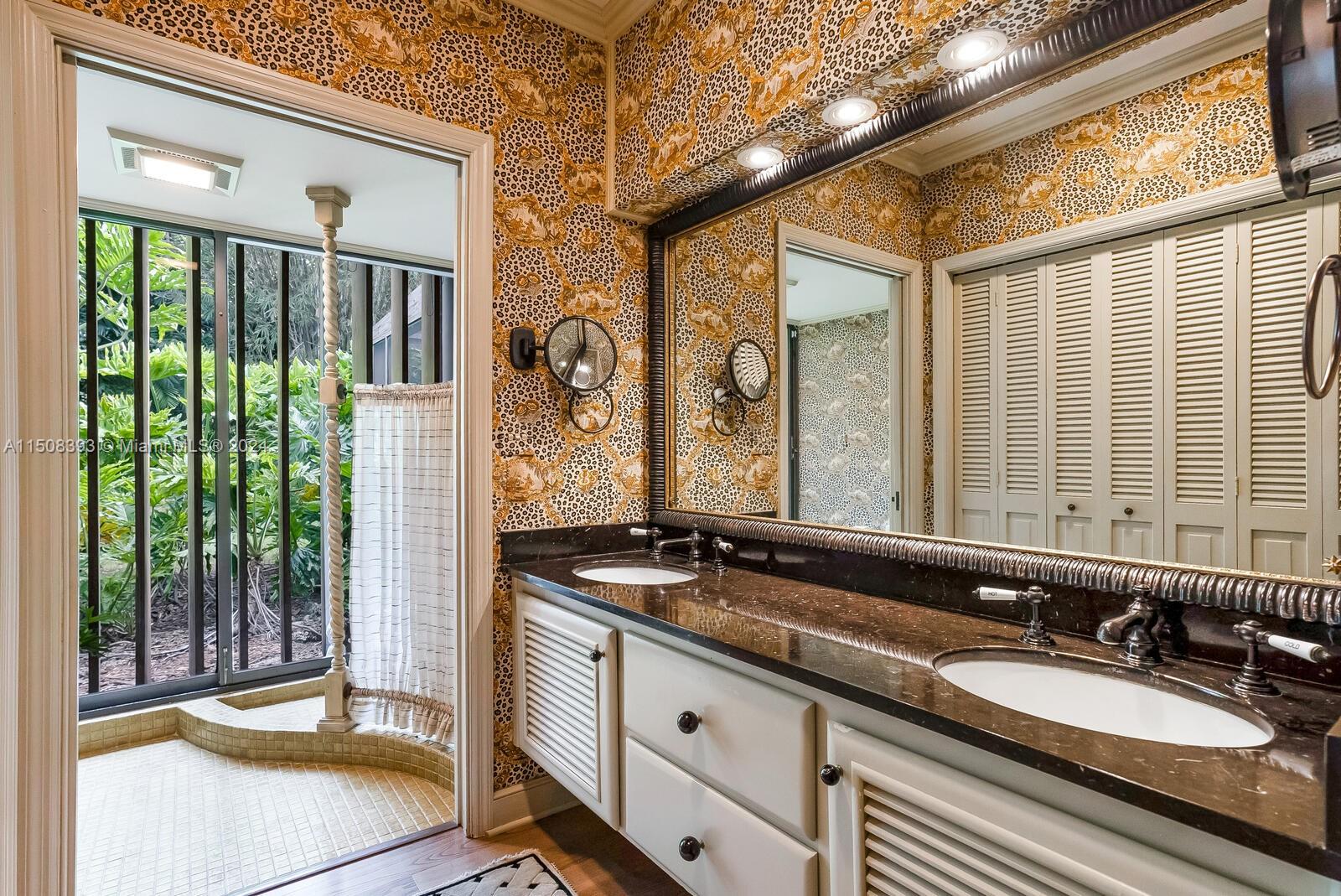 BRUNO ESTATES - Residential