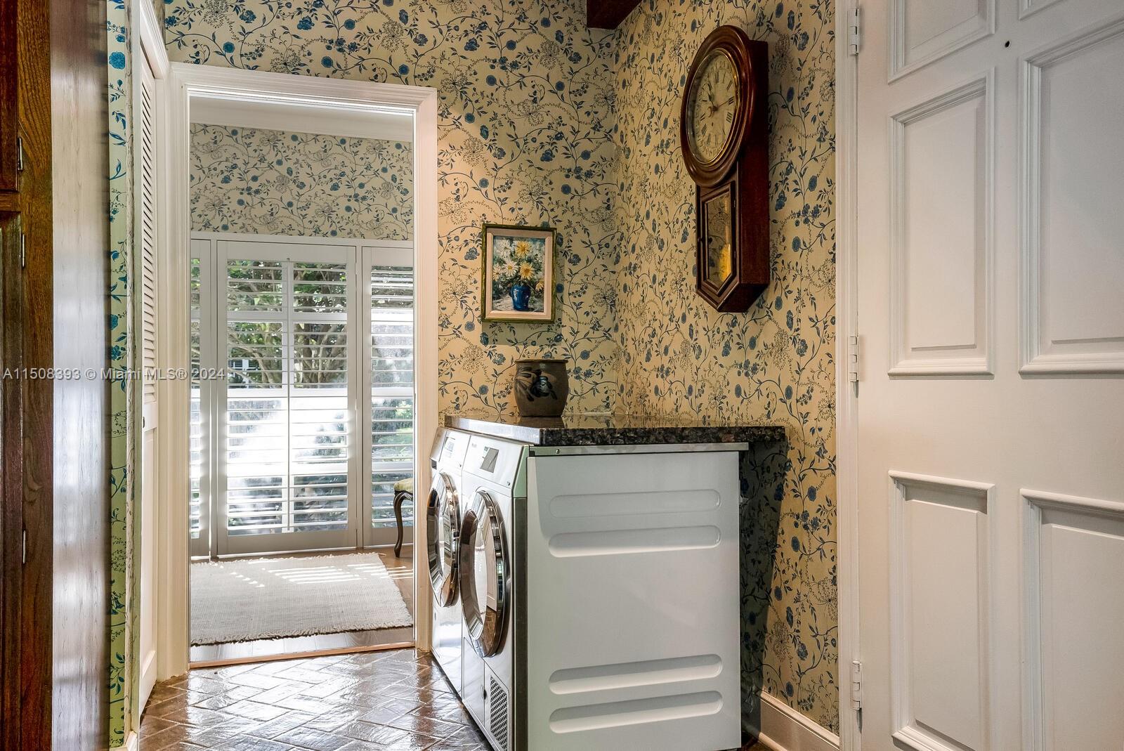 BRUNO ESTATES - Residential