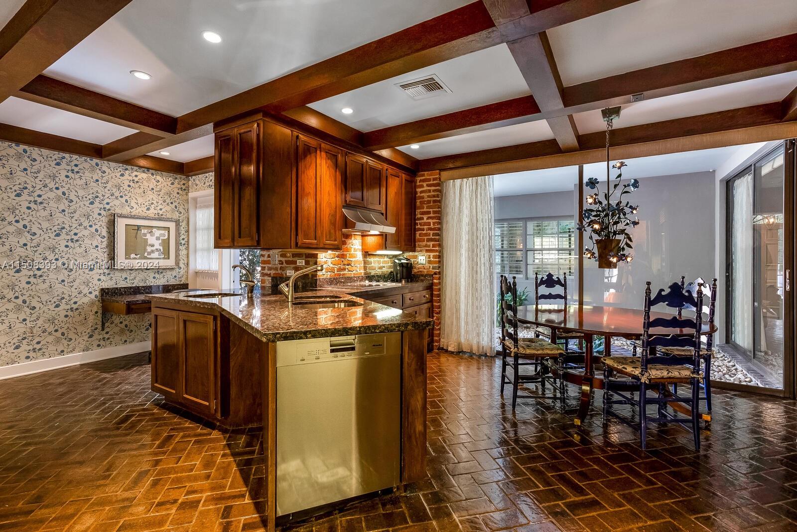 BRUNO ESTATES - Residential