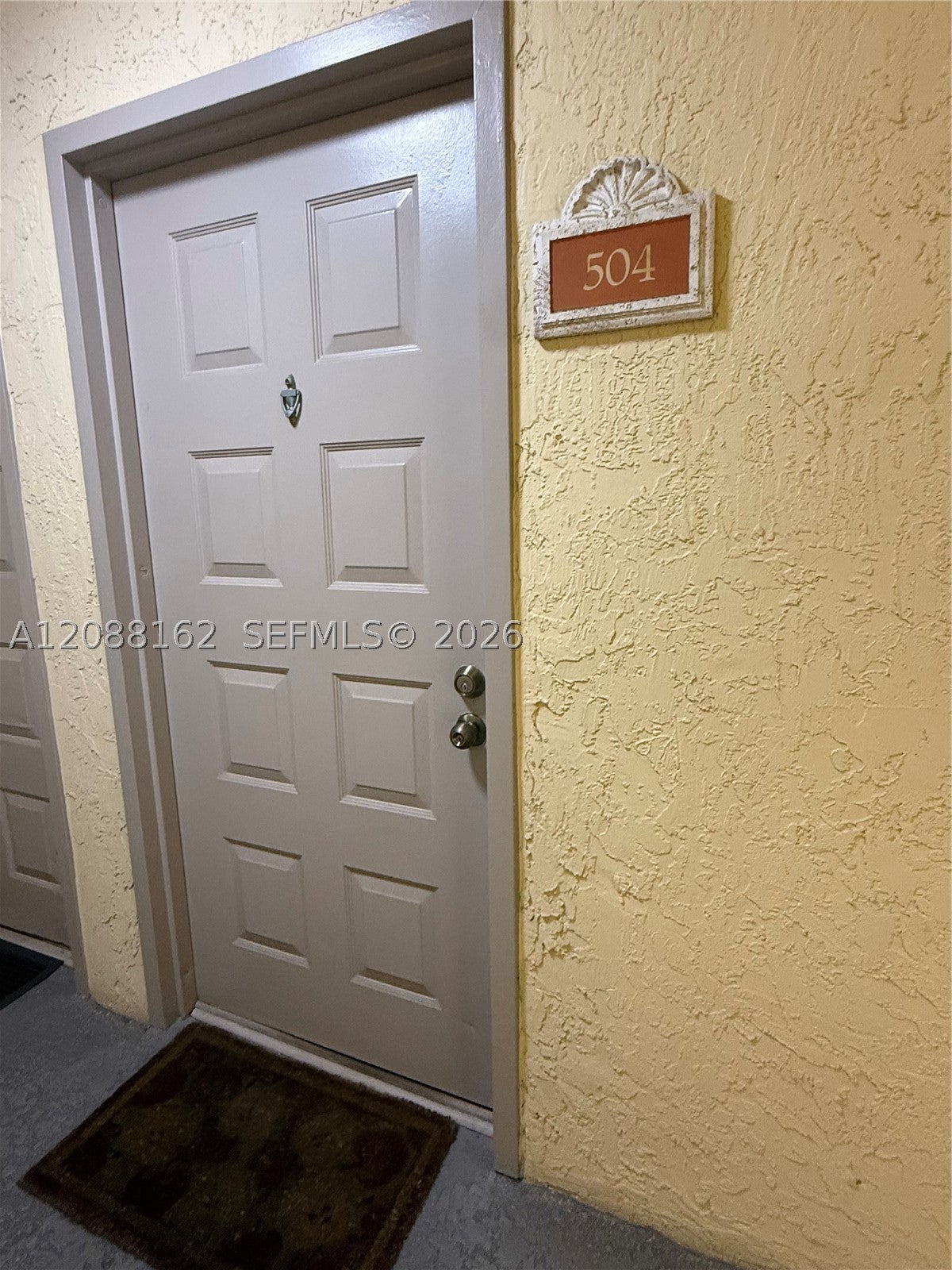8363 Lake Dr 504