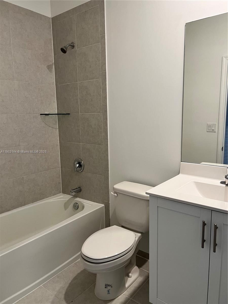 ENCLAVE SOUTH PHASE 2 - Residential Lease