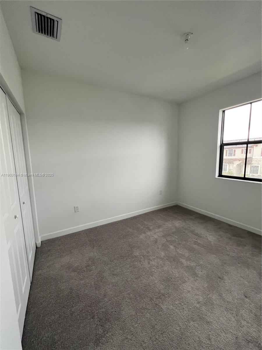 ENCLAVE SOUTH PHASE 2 - Residential Lease