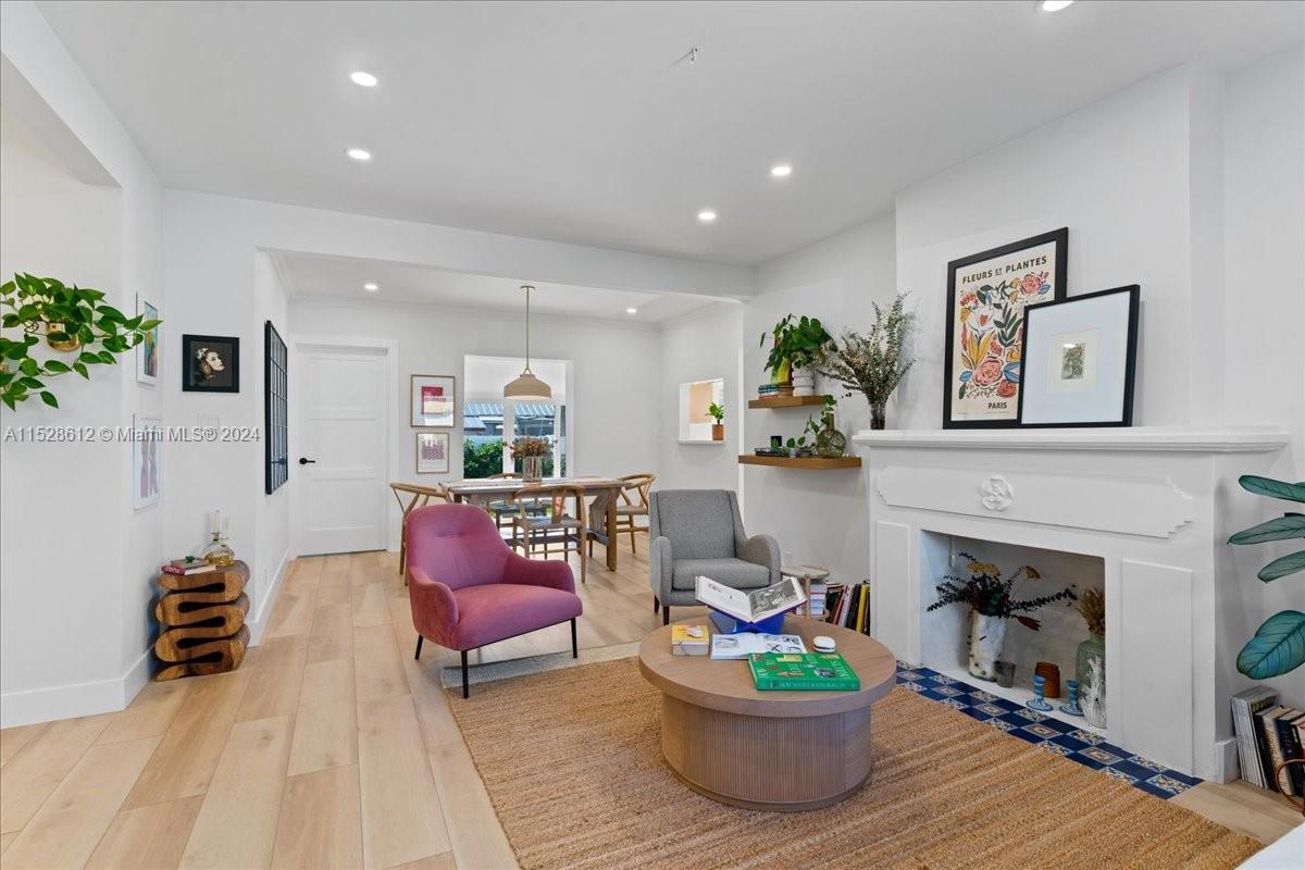 MARLBOROUGH - Residential Lease
