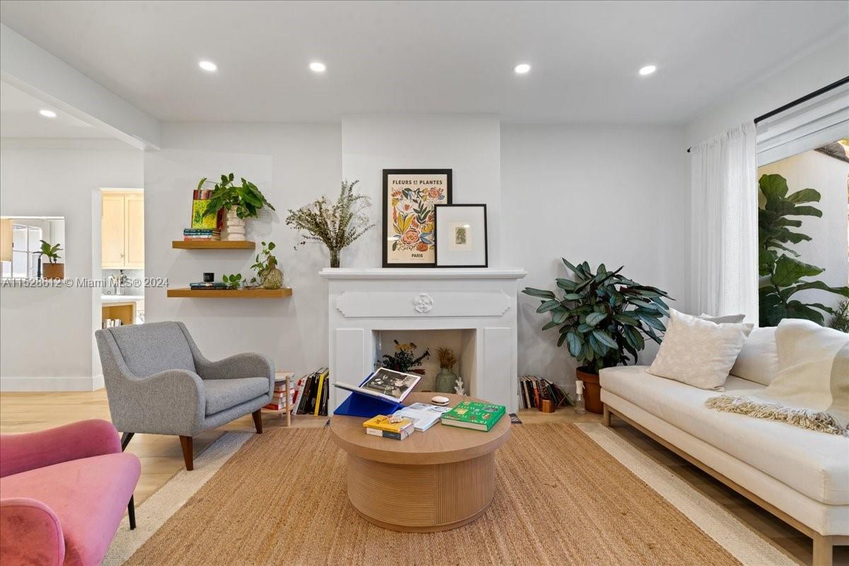 MARLBOROUGH - Residential Lease