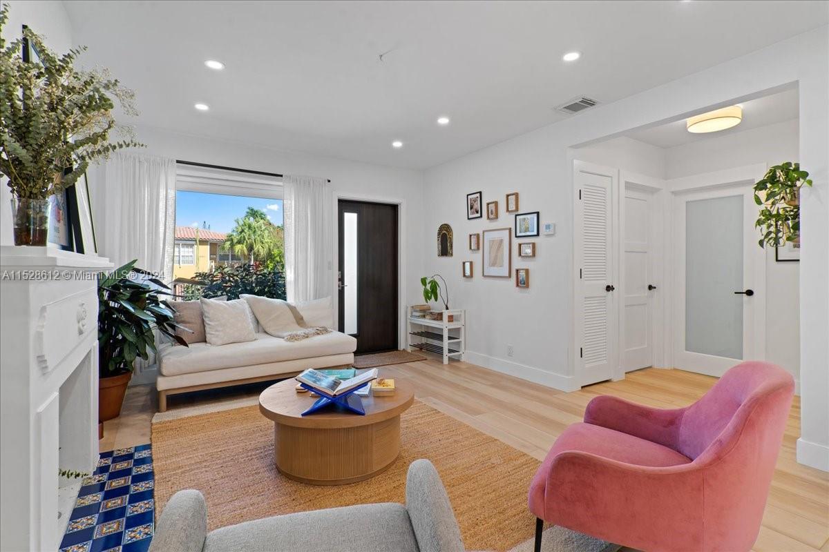 MARLBOROUGH - Residential Lease