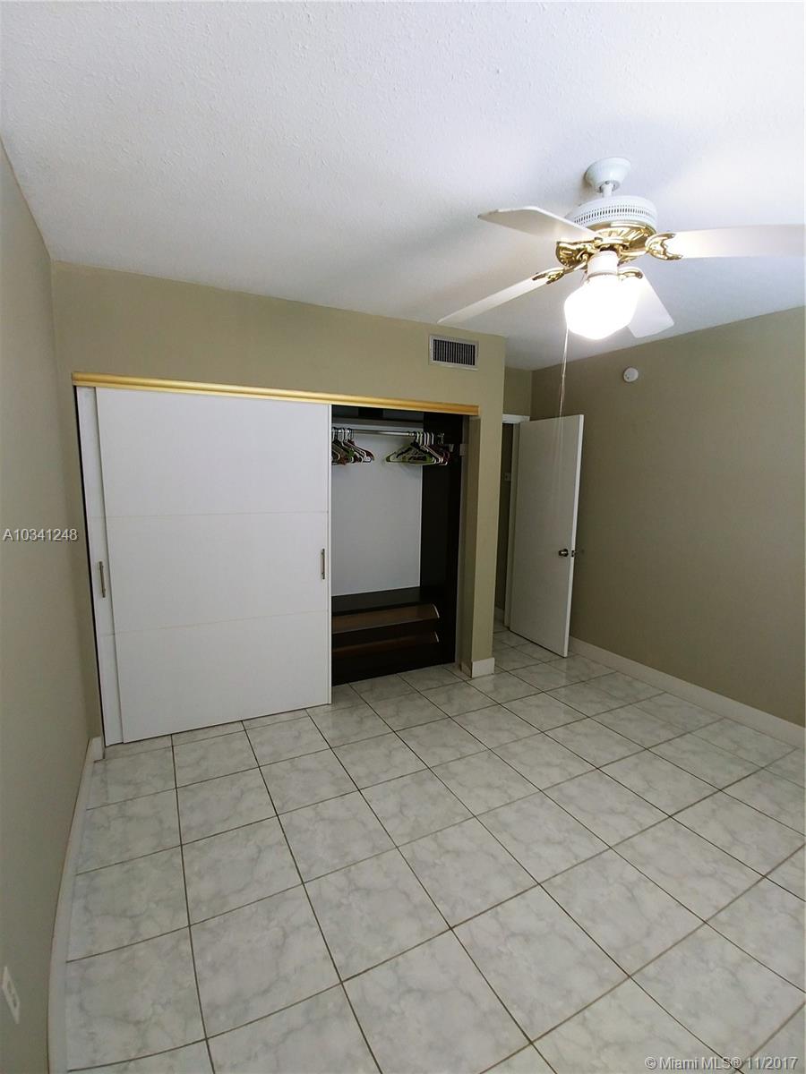 STAR LAKE ESTATES NO 1 CO - Residential Lease