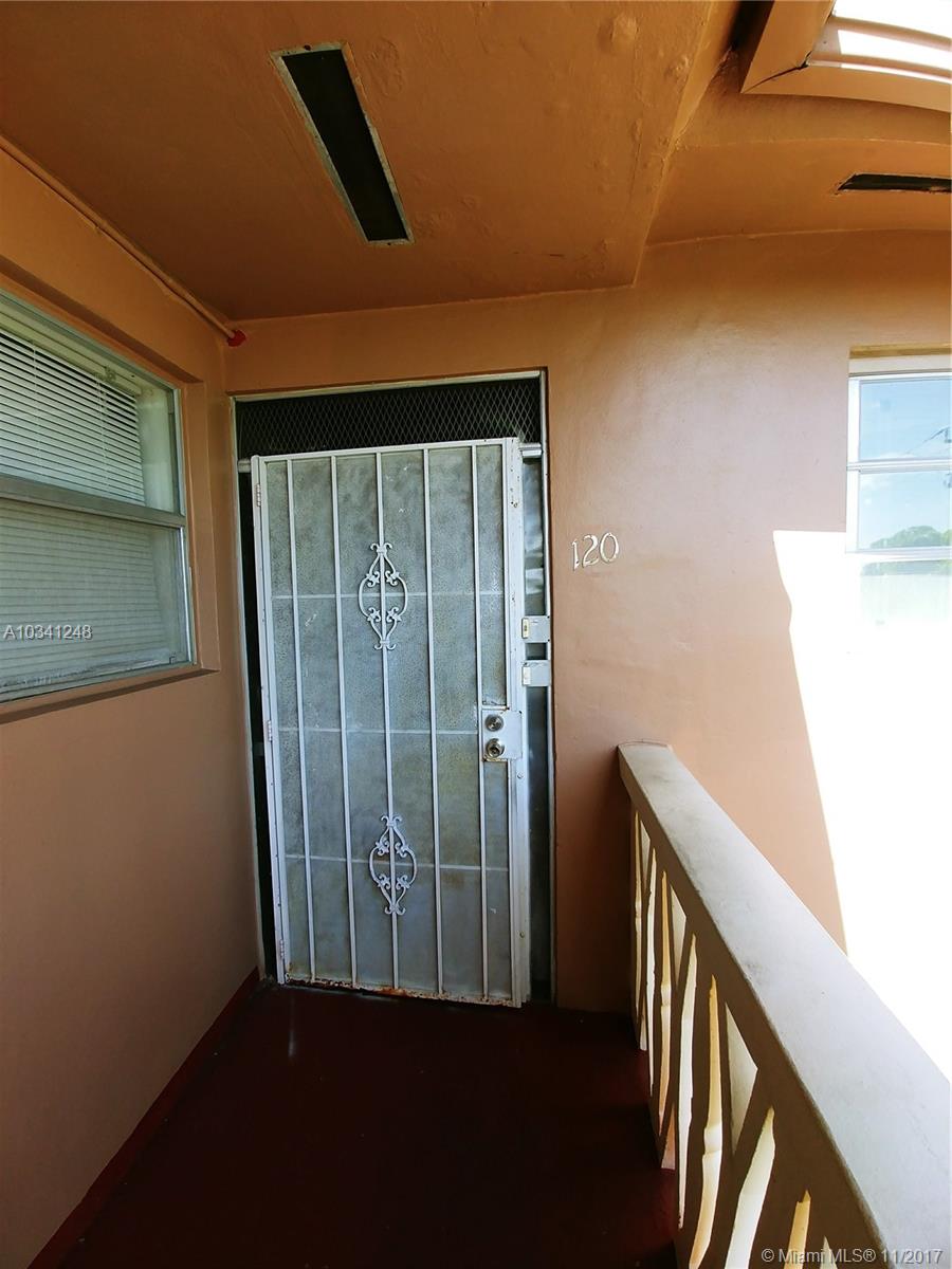 STAR LAKE ESTATES NO 1 CO - Residential Lease