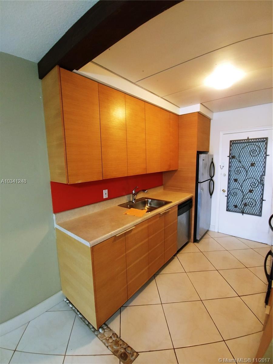 STAR LAKE ESTATES NO 1 CO - Residential Lease